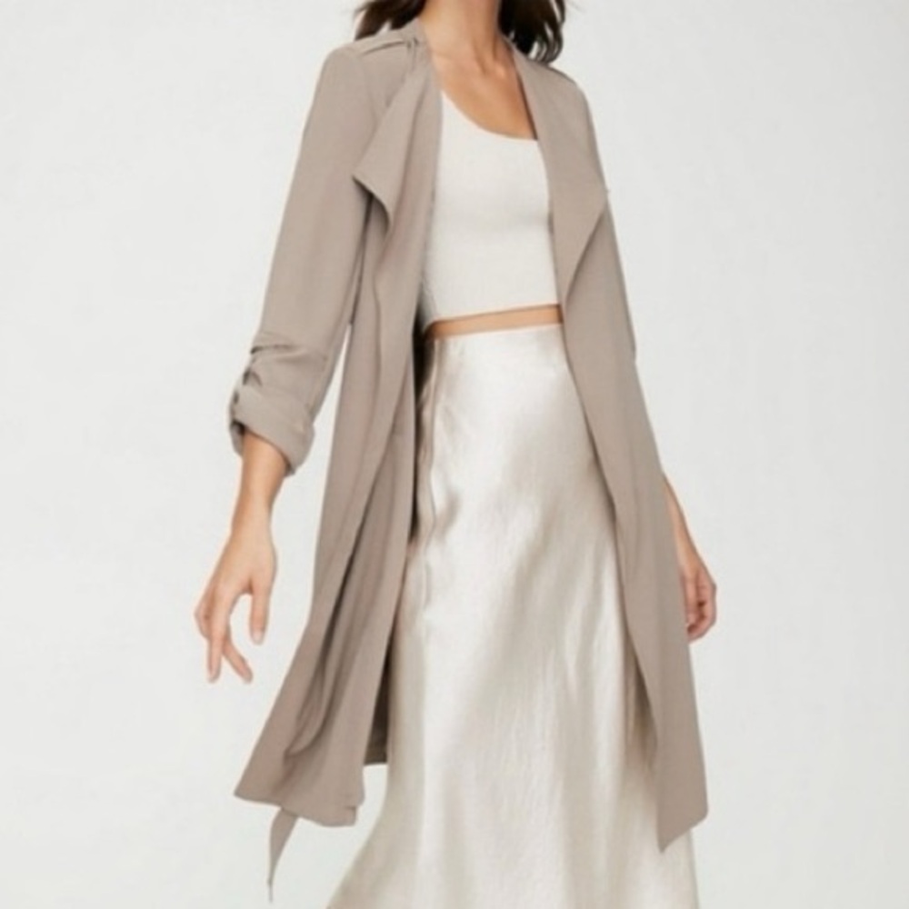Aritzia Babaton Quincey Flowy Lightweight Trench Coat Modern Taupe Size S